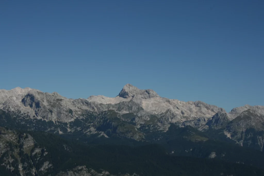 Razgled iz Vogla na Triglav
