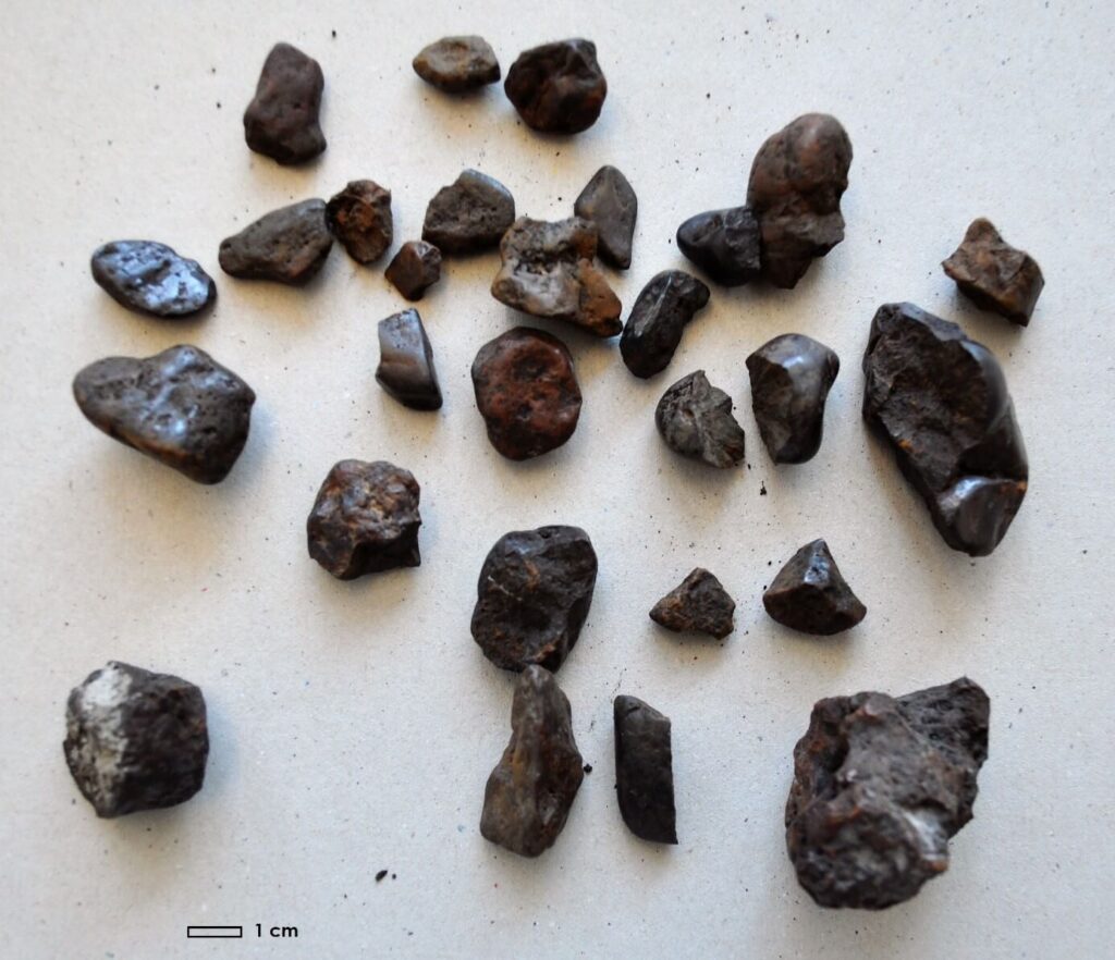 železova ruda – bobovec